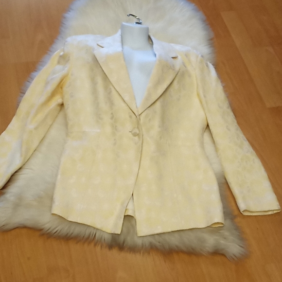 Tahari Cream Brocade Single Breasted Blazer - Picture 9 of 14